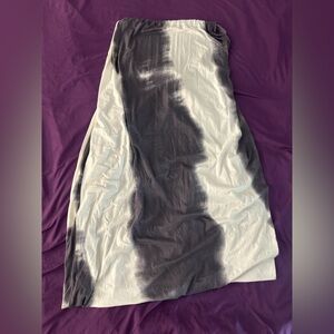 Veronica M Monochrome Tie-Dye Fabric